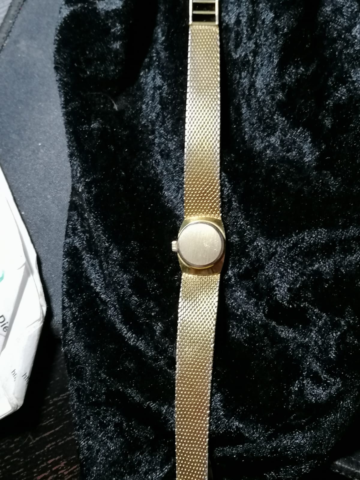 AMADO Uhr blau mit goldfarbenem Armband.jpeg